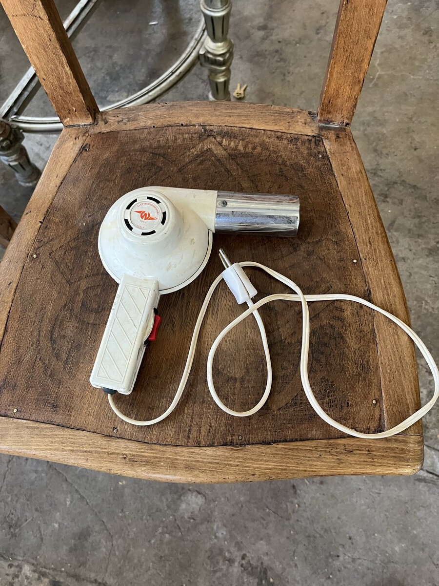 Πιστολάκι Μαλλιών